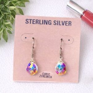 NWT Faceted Iridescent Drop Earrings